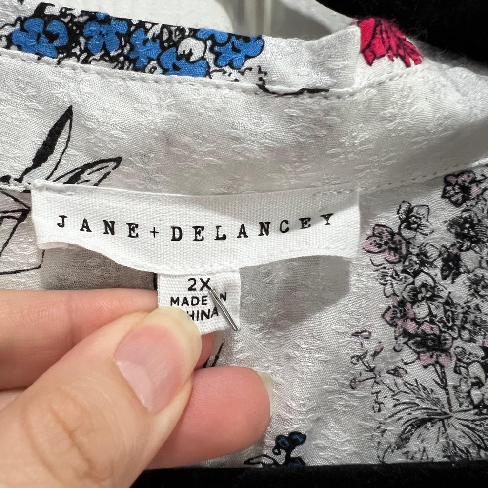 Jane & Delancey Bunny Print Blouse 2X Cottagecore Easter Spring Teacher Top - Picture 6 of 9